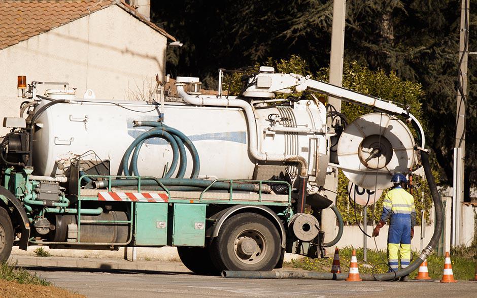 tarif débouchage canalisation camion Bourg-la-Reine